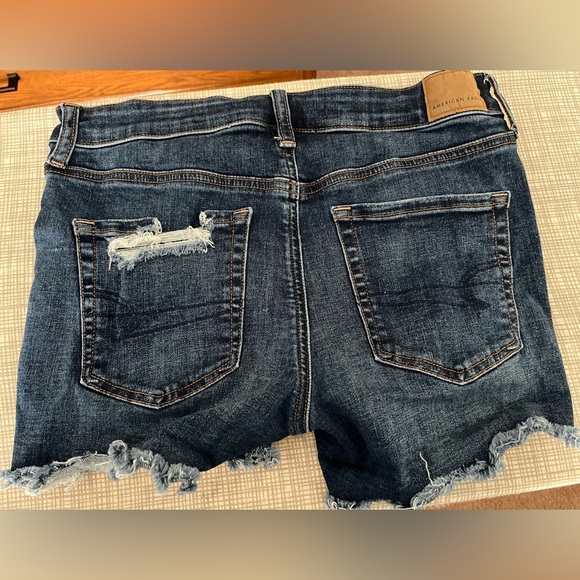 American Eagle Outfitters Distressed shorts - Picture 4 of 10